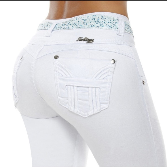 Capri Jeans - Picture 4 of 8